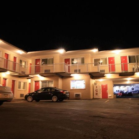 Lake City Motel Dartmouth Exterior foto