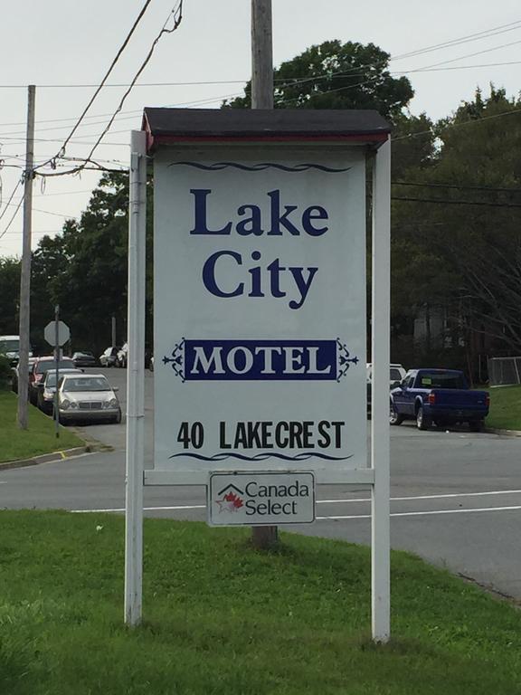 Lake City Motel Dartmouth Exterior foto